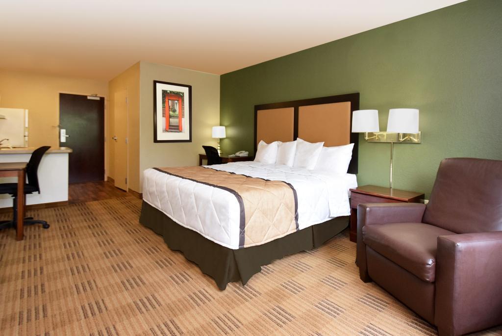 Extended Stay America Suites - Washington Dc Germantown Milestone Exterior foto